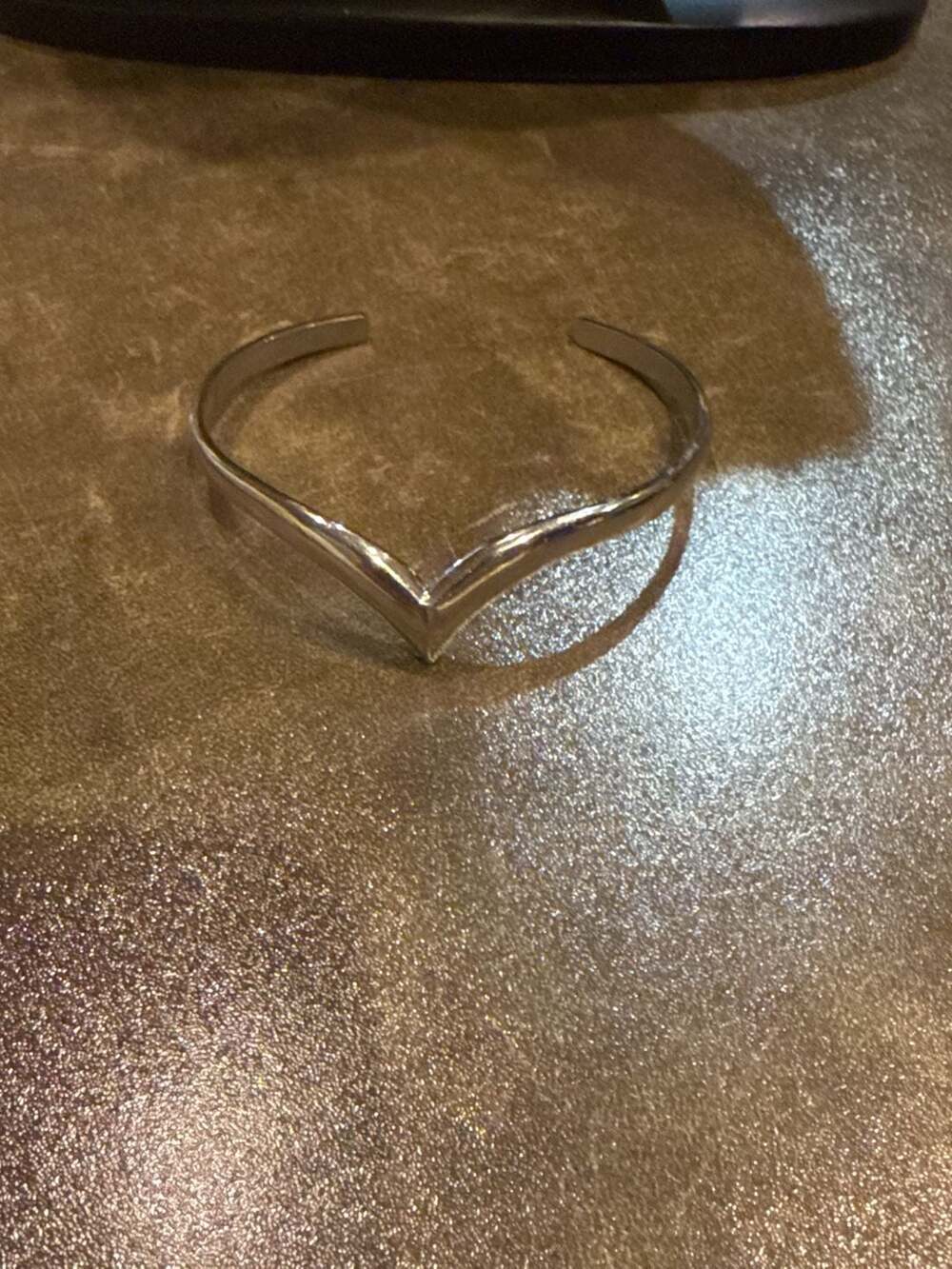 Avon Open Ended V-Shaped Polished Silver Tone Cuff Bracelet